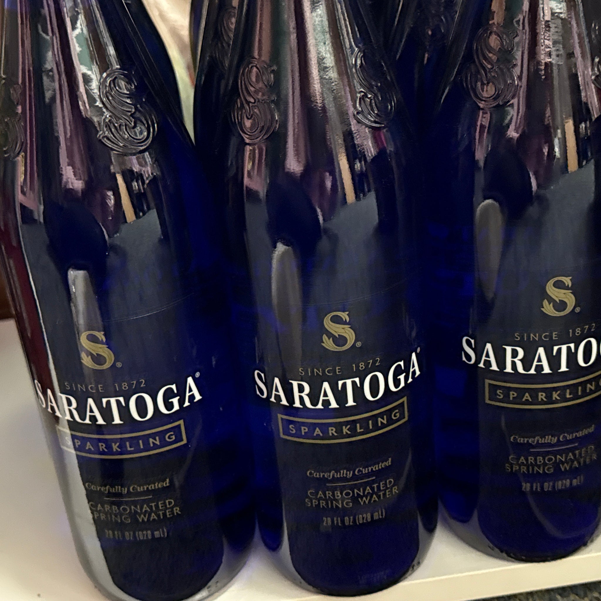 Saratoga sparkling water