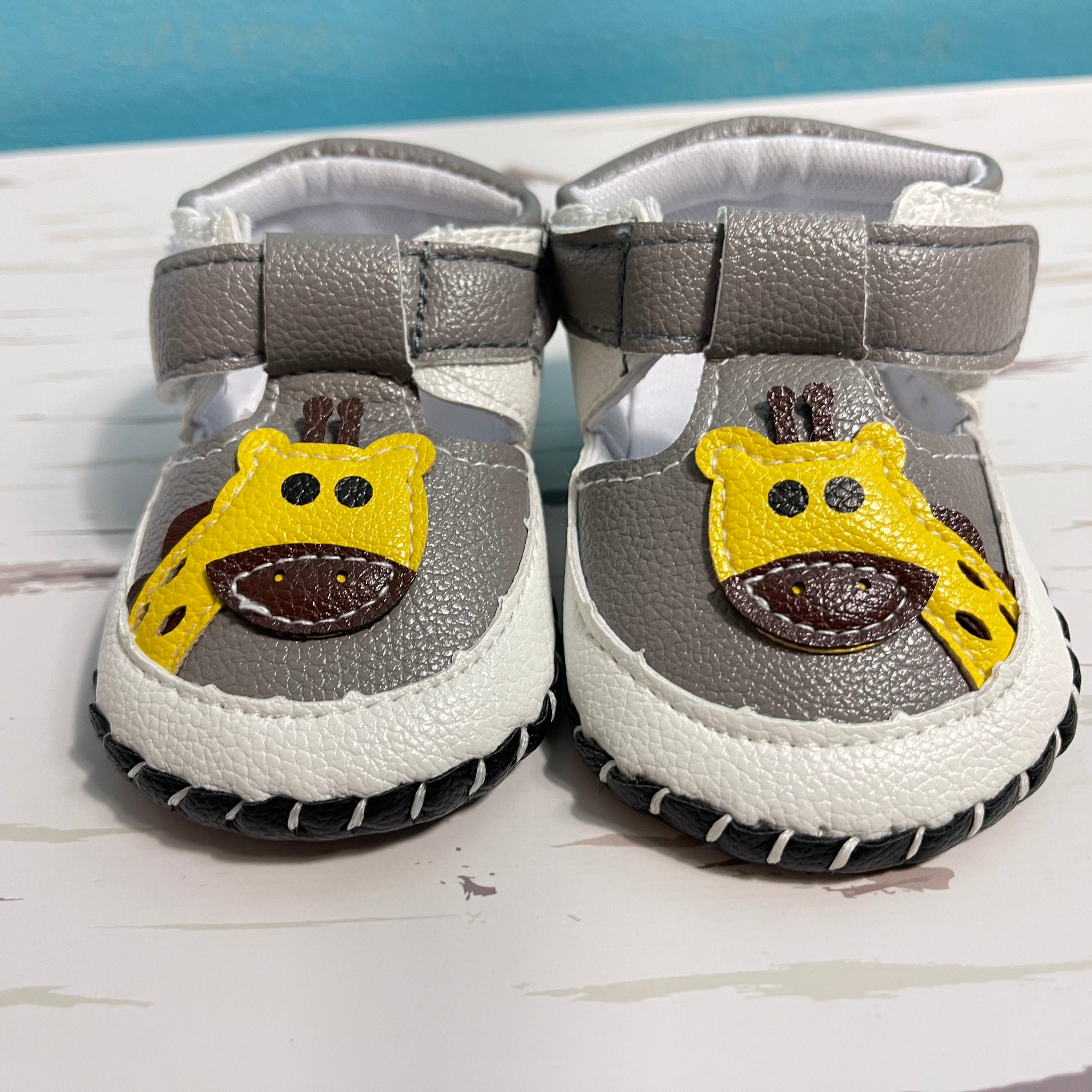 Giraffe baby shoes