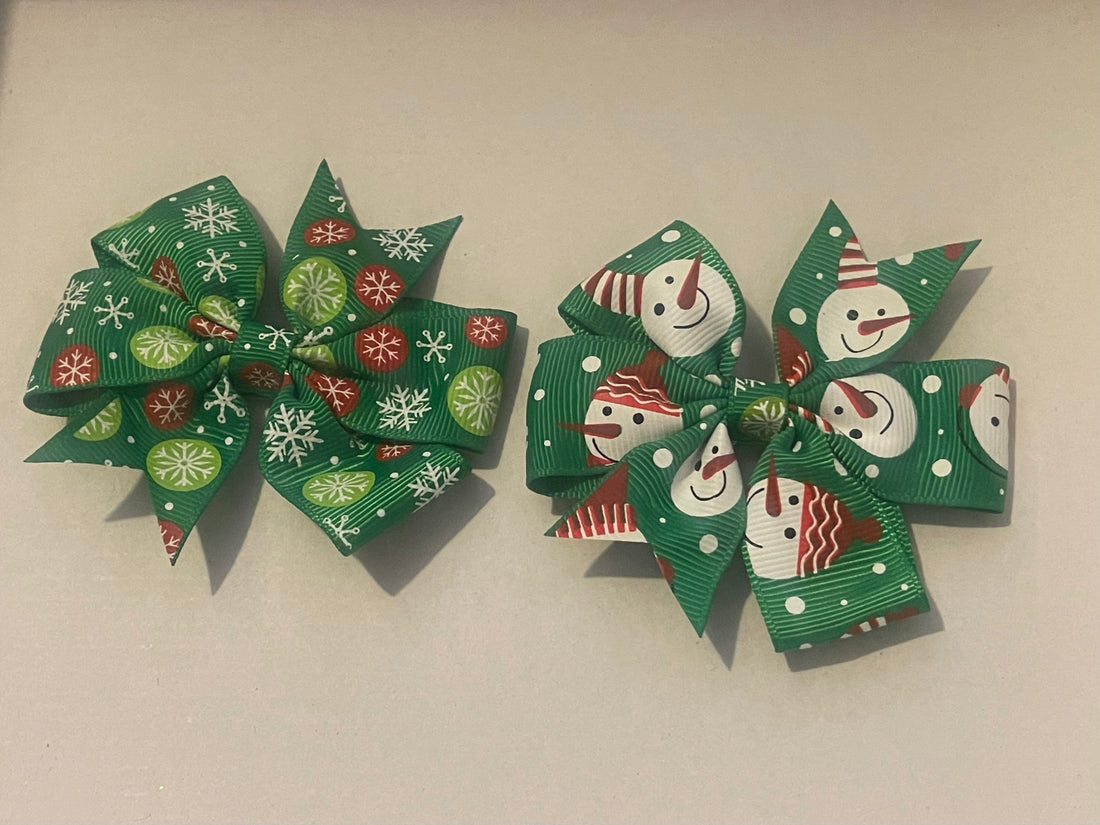 Green Christmas bows