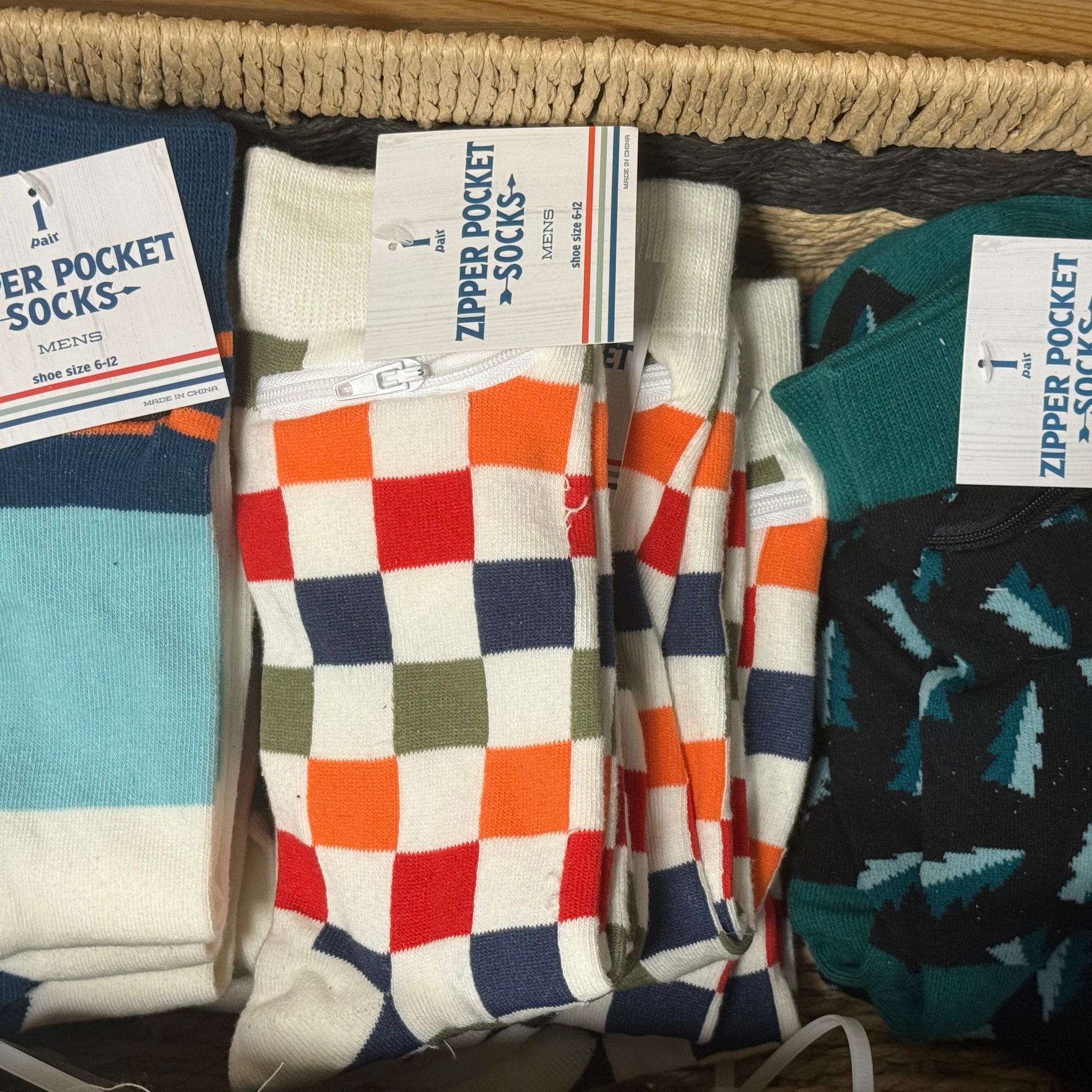 Men’s Zipper pocket socks