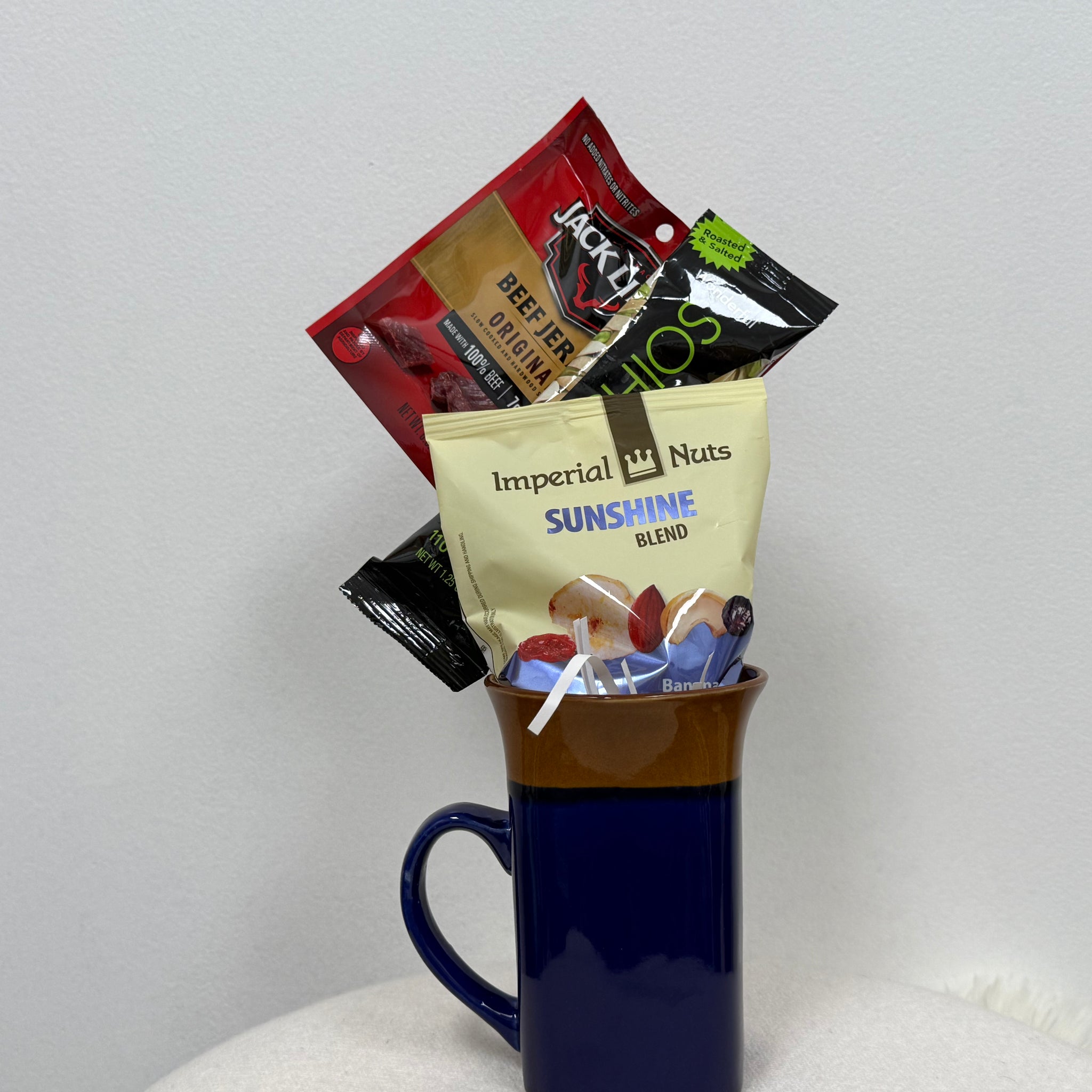Men’s blue snack cup